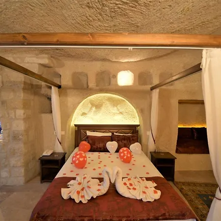 Szálloda Dedeli Cave 4*