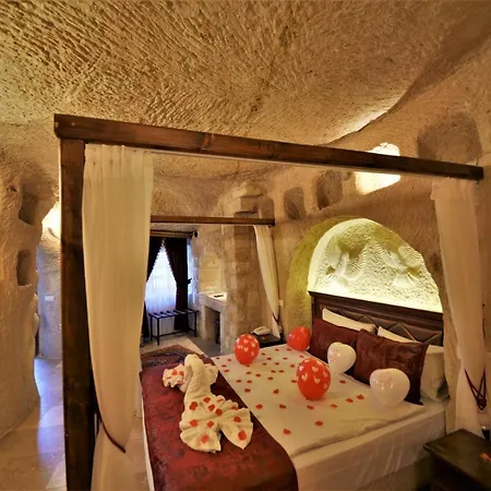 Dedeli Cave 4*